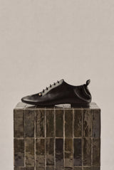 ALBA - Black Leather Laced Flat Shoes