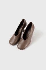 BERLIN - Taupe Leather Pumps