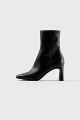 KAROL - Black Leather Ankle Boots