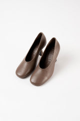 BERLIN - Taupe Leather Pumps
