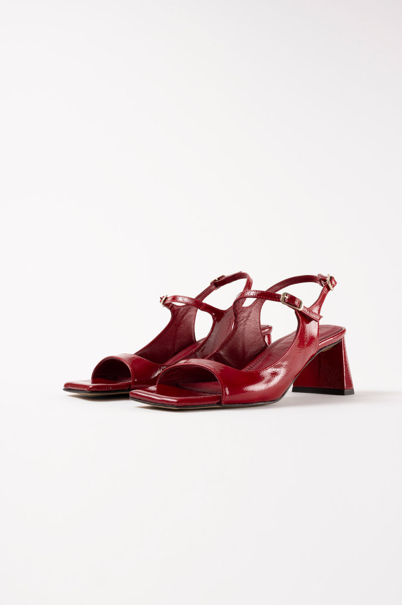 CLAVEL - Red Wrinkled Patent Leather Sandals
