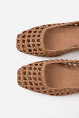 CUENCA - Light Brown Woven Leather Pumps