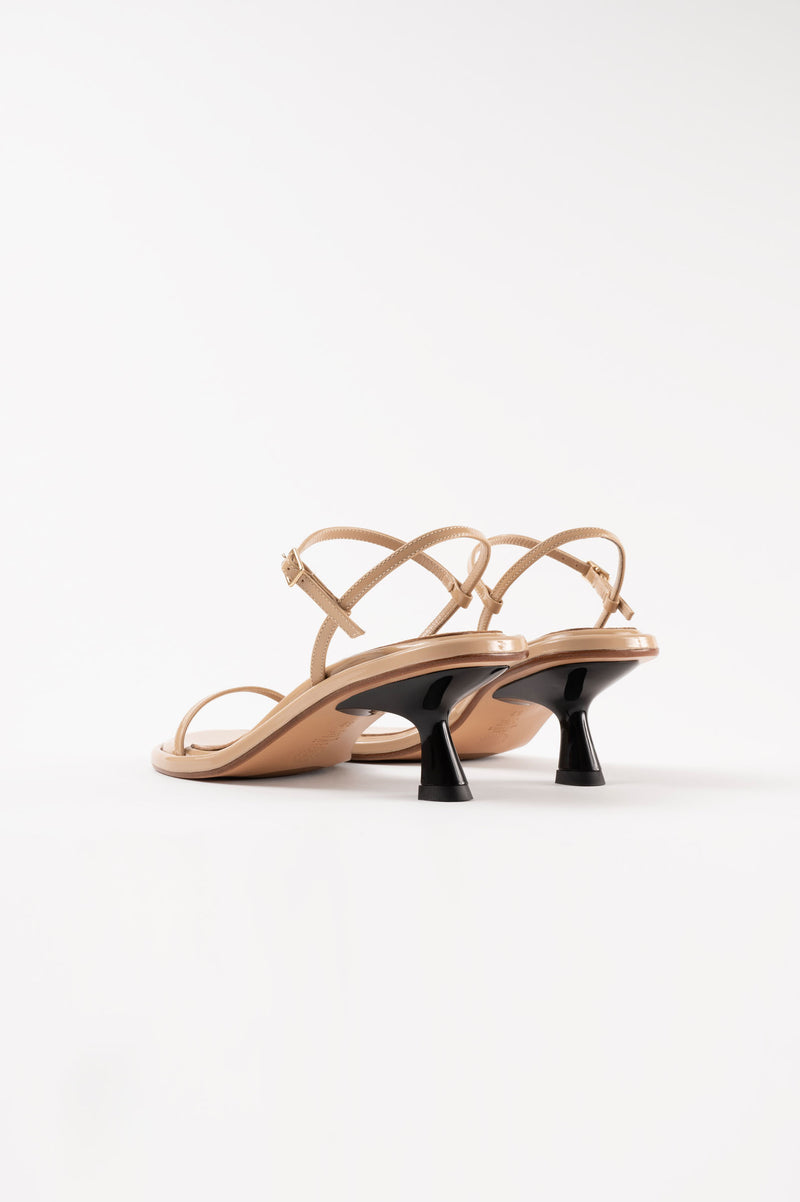 IVONE - Beige Patent Leather Sandals