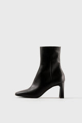 KAROL - Black Leather Ankle Boots