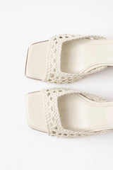 LÉA - White Woven Leather Sandals