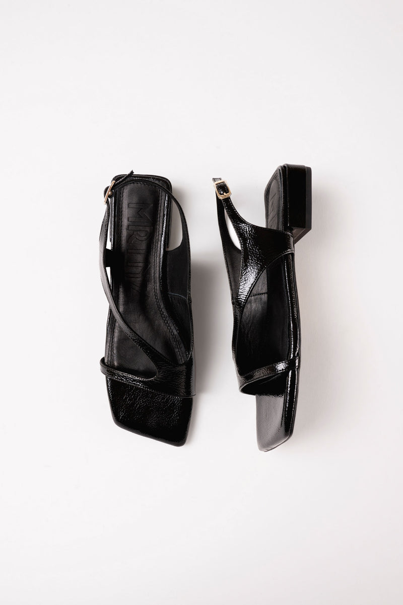 LISA - Black Wrinkled Patent Leather Sandals