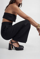 MALASANA - Black Leather Platform Pumps