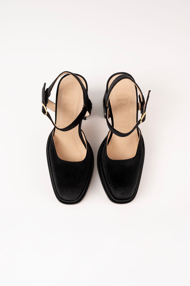 MALASANA - Black Velvet Platform Pumps