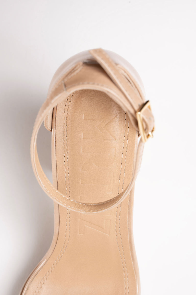 Light brown sandals made of natural leather with a high heel - BRAVOMODA