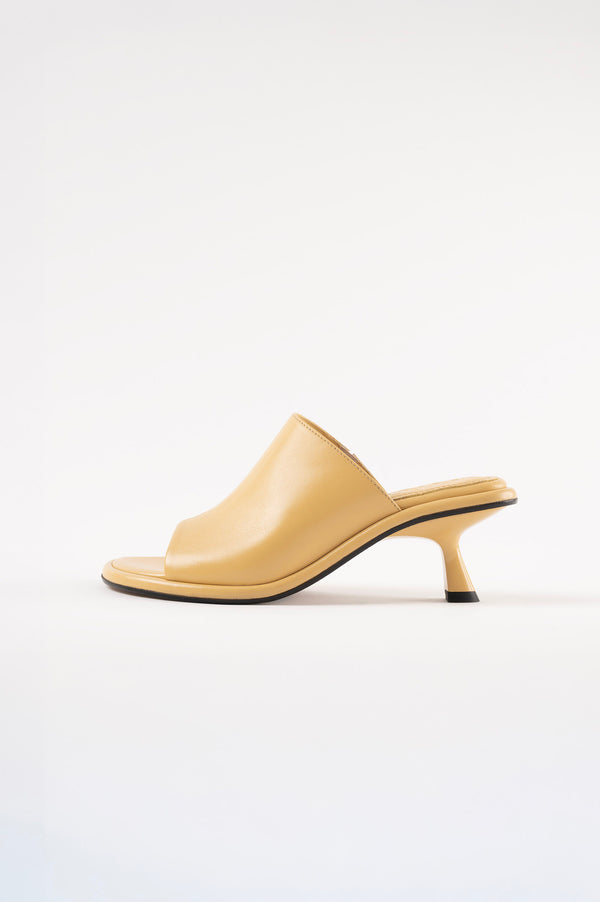 MARIZA - Light Yellow Leather Sandals