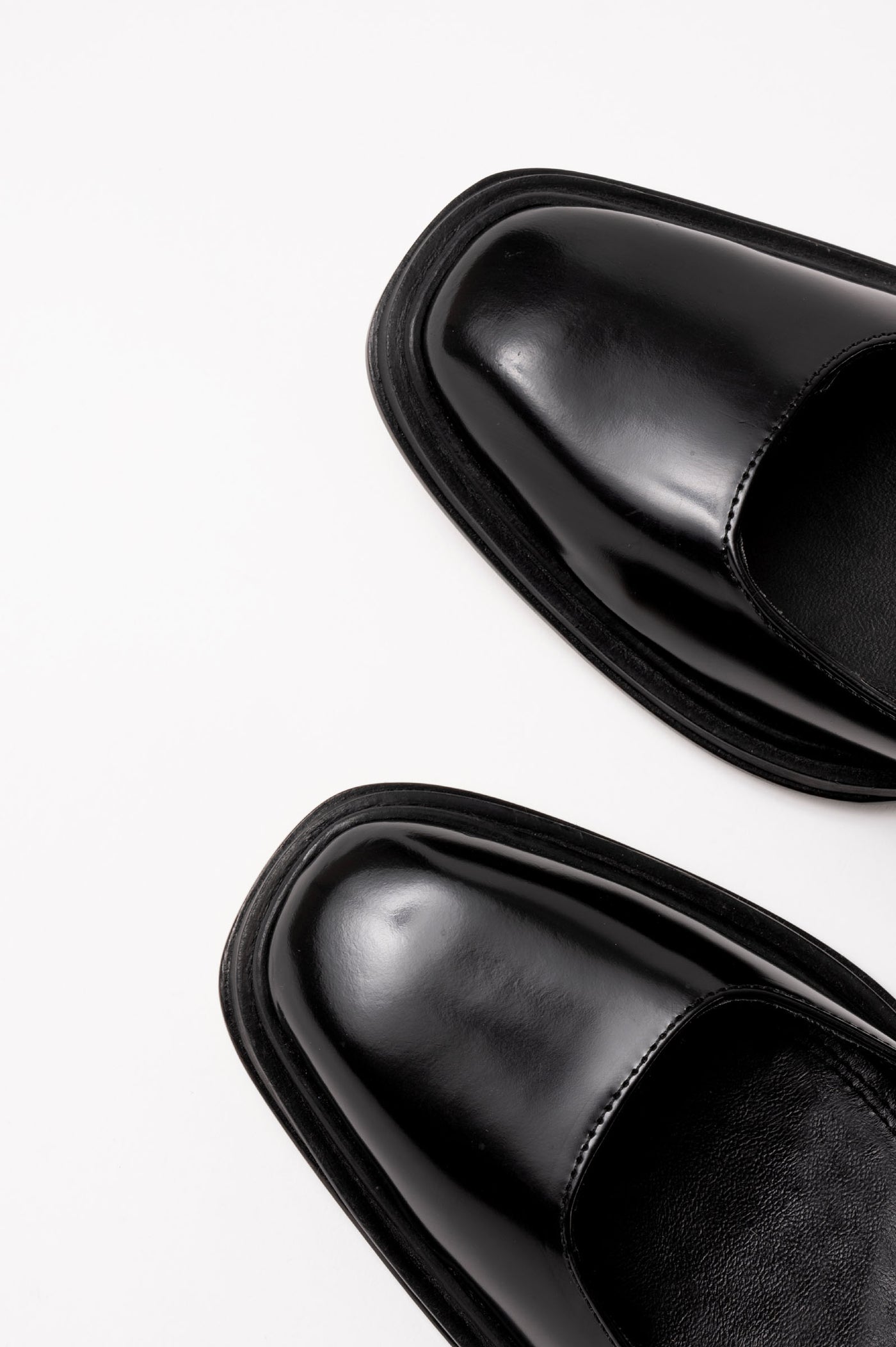 PENELOPE - Black Polished Leather Babies – Souliers Martinez