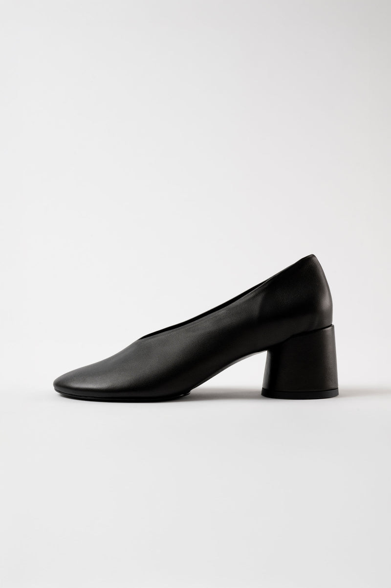 SARRIA - Black Leather Pumps