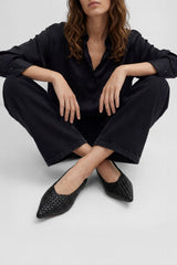SOLEDAD - Black Woven Leather Flat Shoes