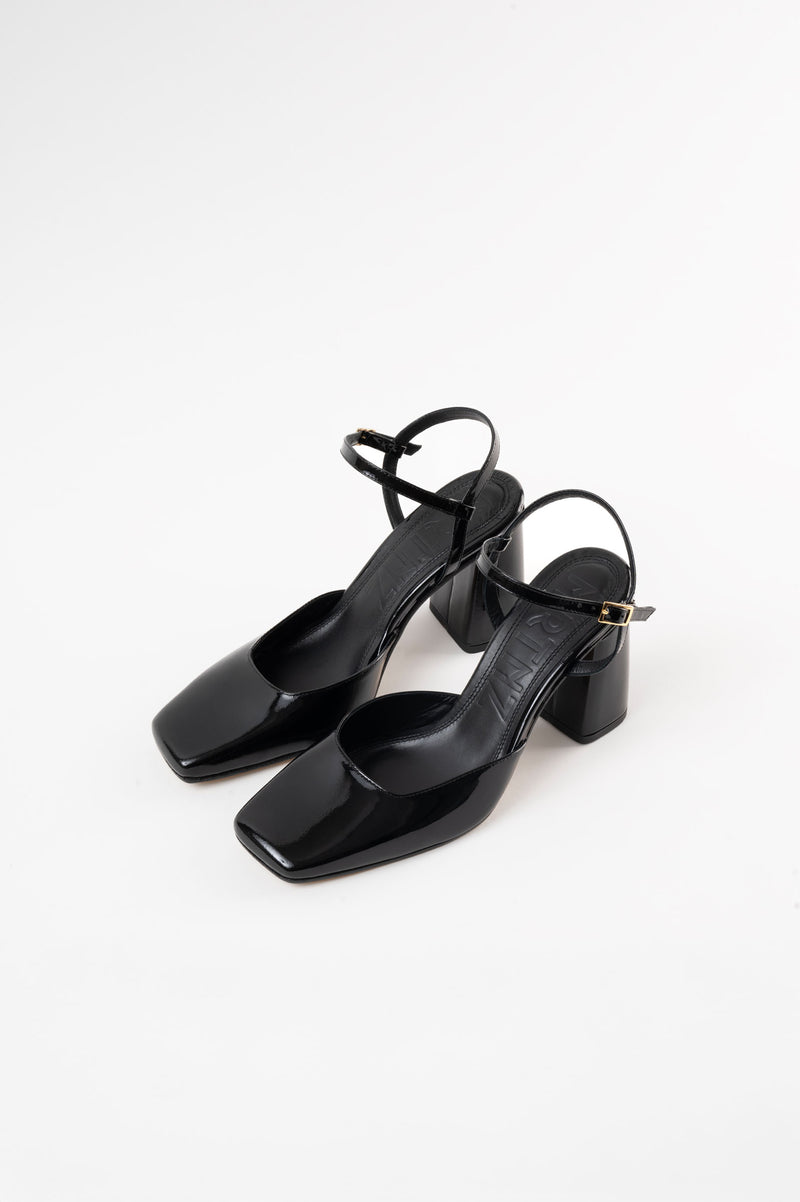 SVETLANA - Black Patent Leather Pumps