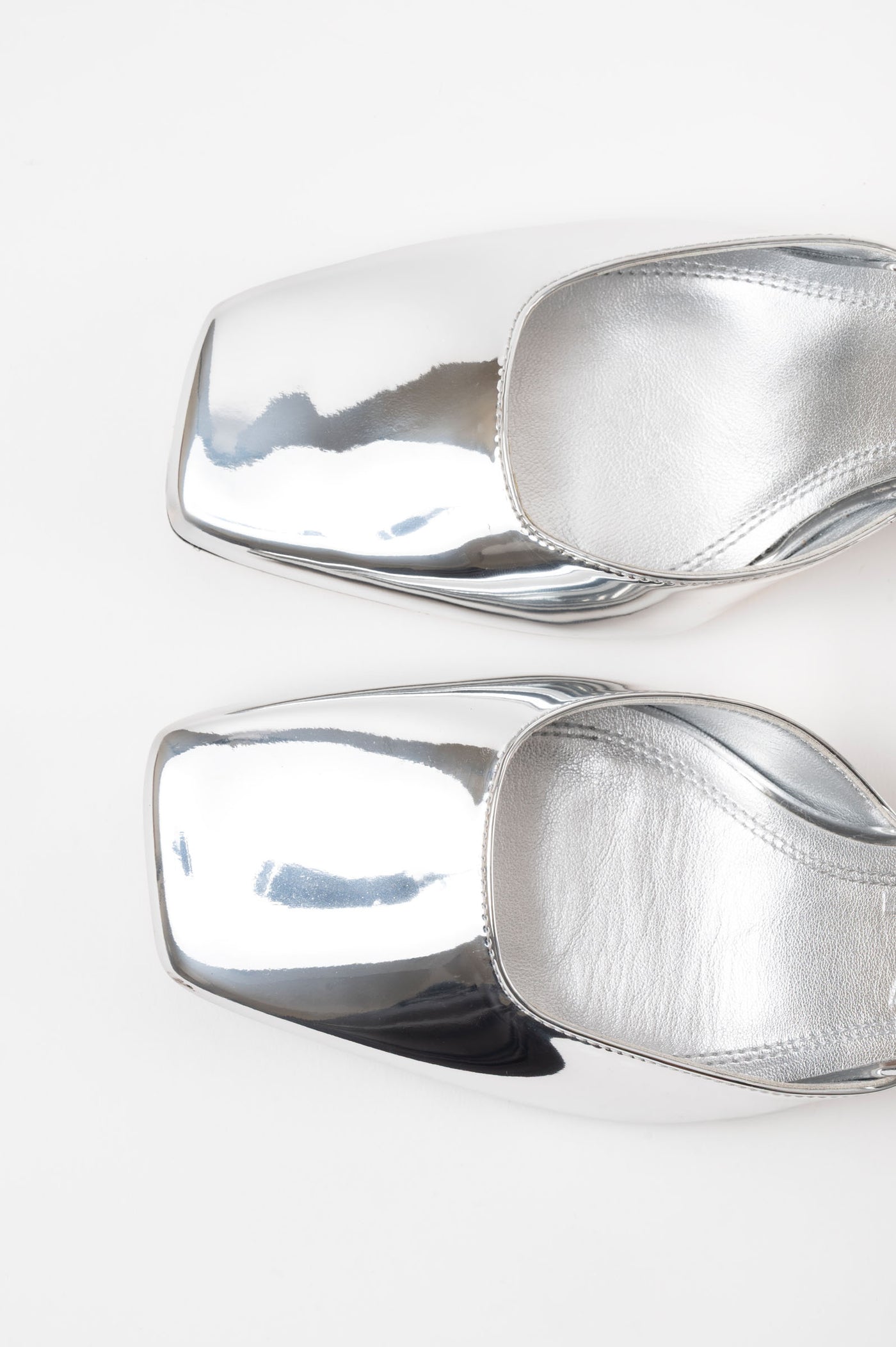 SVETLANA - Silver Mirror Faux Leather Pumps – Souliers Martinez