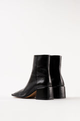 TARA - Black Wrinkled Polished Leather Boots