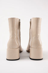 TARA - White Wrinkled Polished Leather Boots