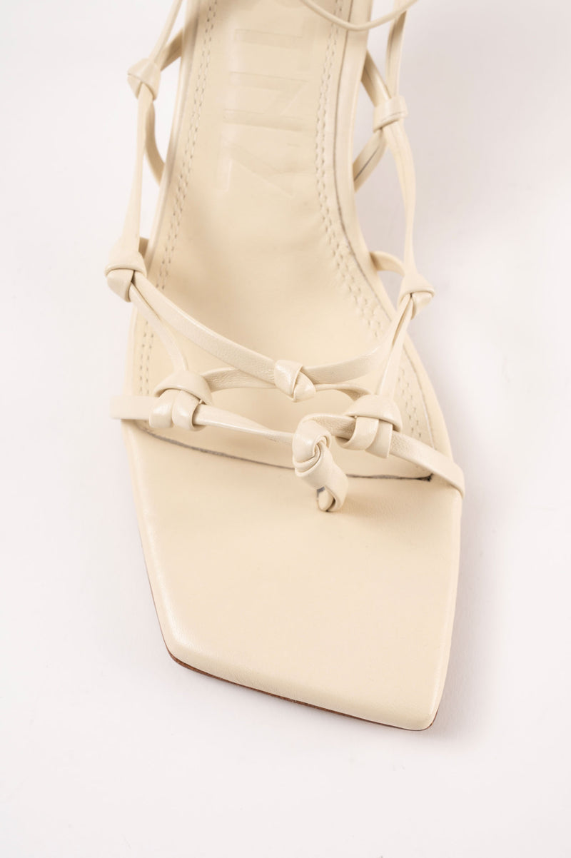 VERBENA - White Woven Leather Sandals