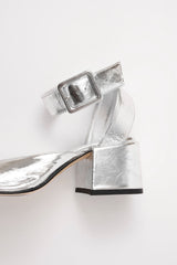 YASU - Silver Wrinkled Polished Leather Pumps