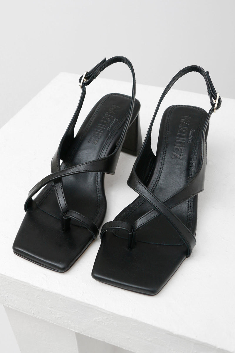 ARCOS - Black Leather Sandals