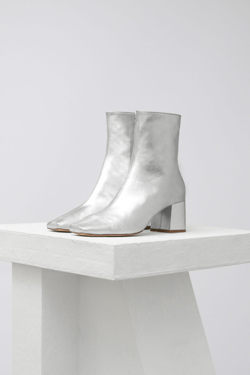 TIERRA - Silver Soft Leather Ankle Boots